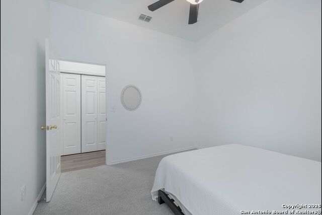 Listing photo id 20 for 5517 Saffron Way