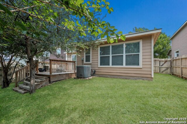 Listing photo id 29 for 5517 Saffron Way