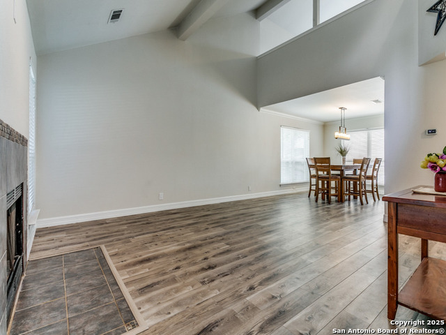 Image 4 of 22 For 1204 Dove Meadows