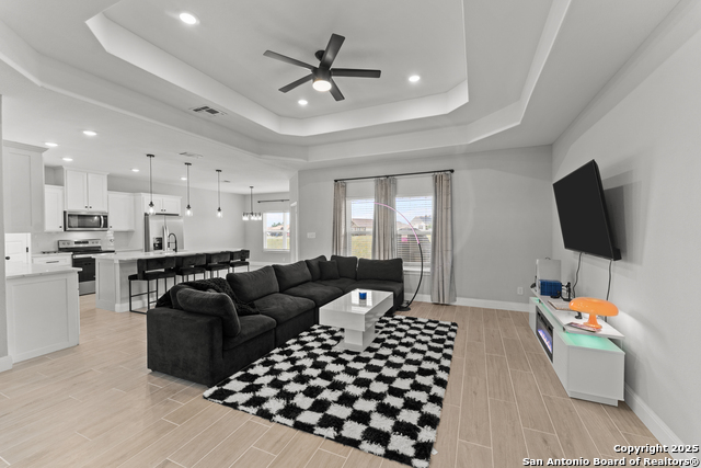 Listing photo id 9 for 113 Pine Valley