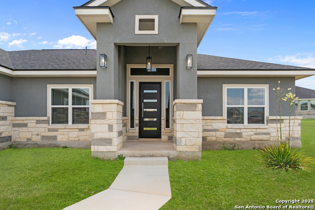 Listing photo id 0 for 113 Pine Valley