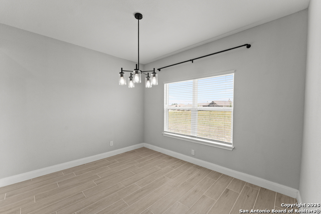 Listing photo id 7 for 113 Pine Valley