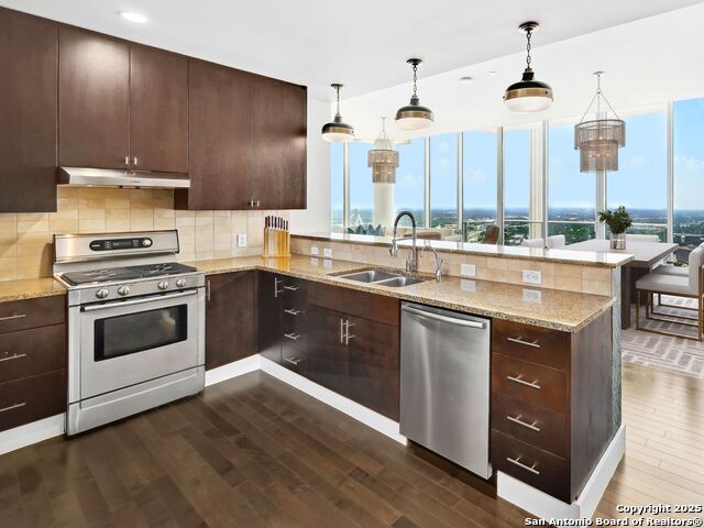 Image 9 of 25 For 610 Market E 3007