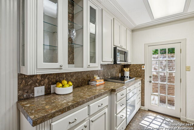 Image 18 of 43 For 209 Chichester Pl  1