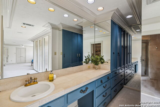 Image 33 of 43 For 209 Chichester Pl  1