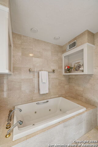Image 36 of 43 For 209 Chichester Pl  1