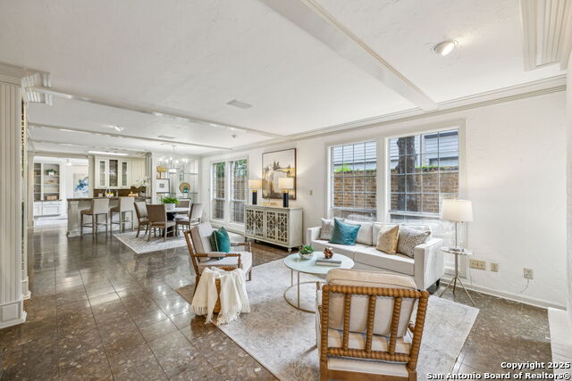 Image 6 of 43 For 209 Chichester Pl  1