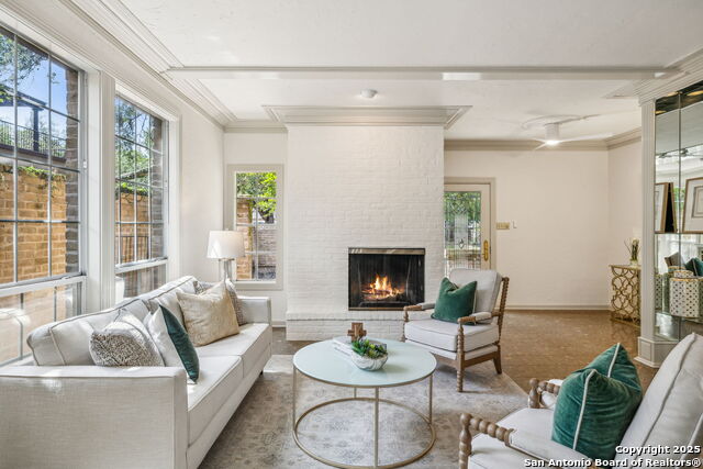 Image 9 of 43 For 209 Chichester Pl  1