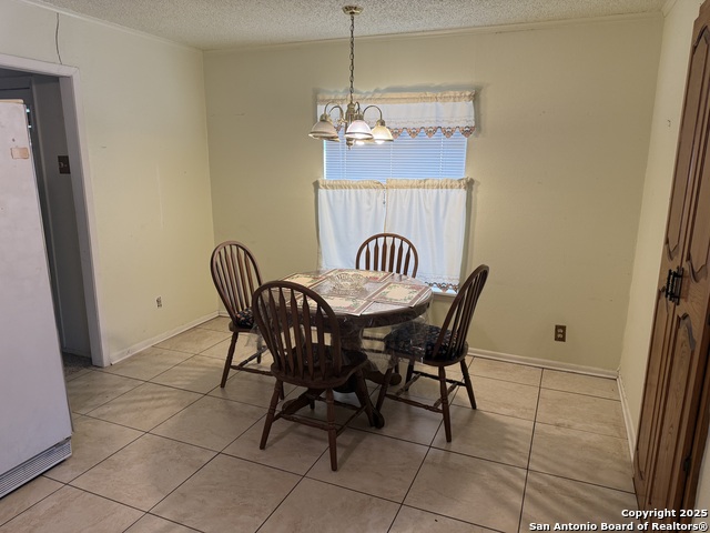 Listing photo id 8 for 254 W Greenway Ave