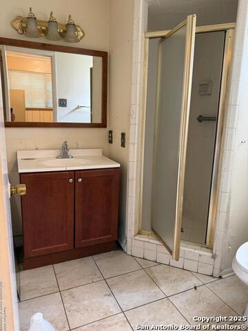 Listing photo id 16 for 254 W Greenway Ave