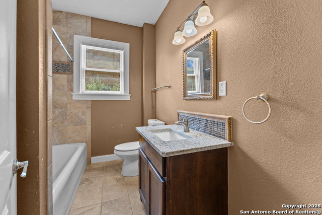 Listing photo id 18 for 427 Donaldson