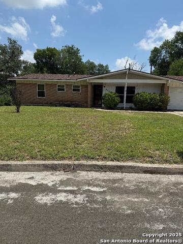 Listing photo id 0 for 4606 Trailwood