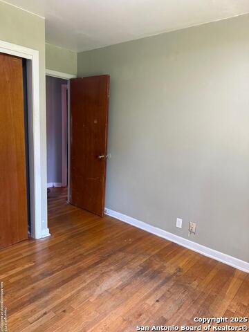 Listing photo id 6 for 4606 Trailwood