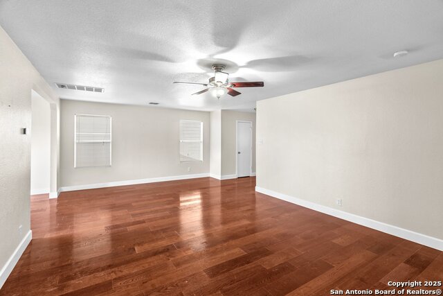Image 7 of 37 For 8035 Willow Country