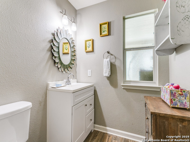 Listing photo id 11 for 1529 Rainy Brook