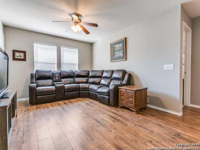 Listing photo id 12 for 1529 Rainy Brook