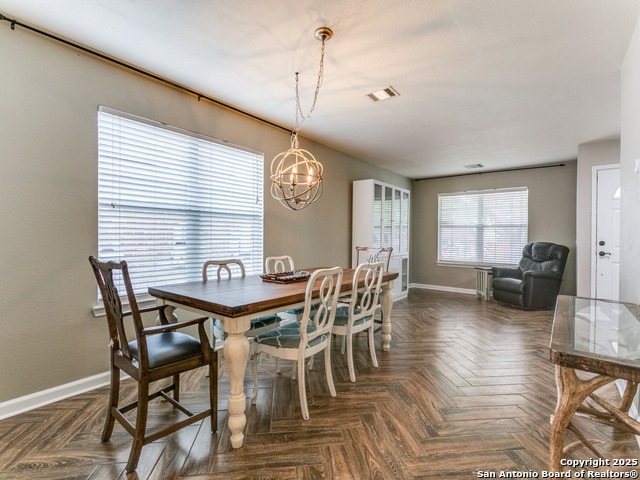 Listing photo id 2 for 1529 Rainy Brook