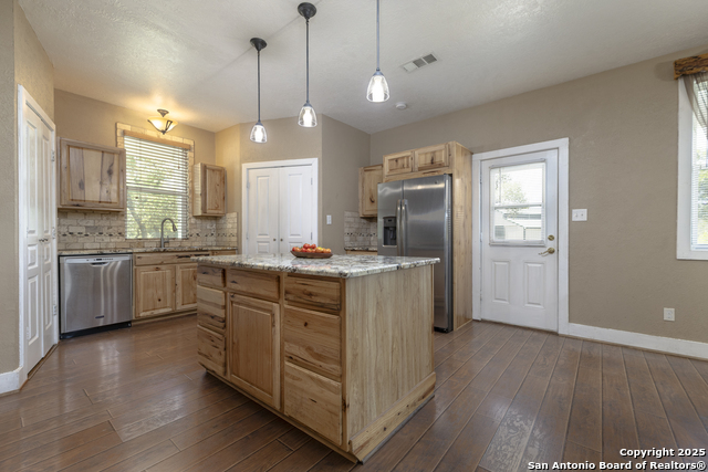 Image 7 of 38 For 15055 Fm 32  
