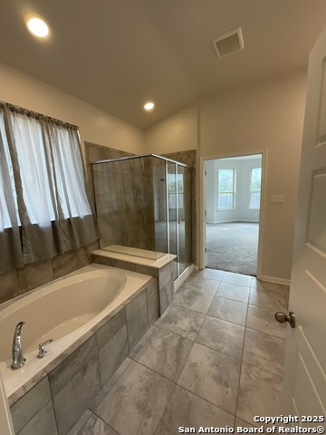 Listing photo id 17 for 10531 Tranquille
