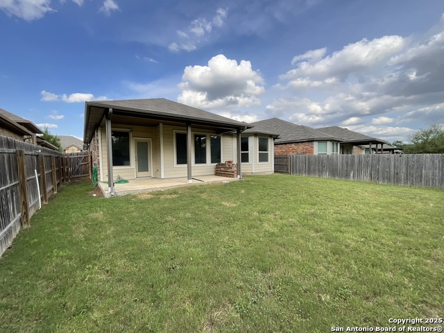 Listing photo id 21 for 10531 Tranquille