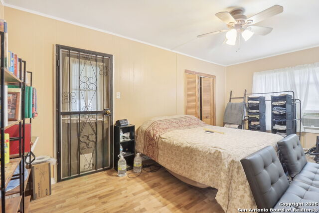 Listing photo id 17 for 3311 Cesar E Chavez