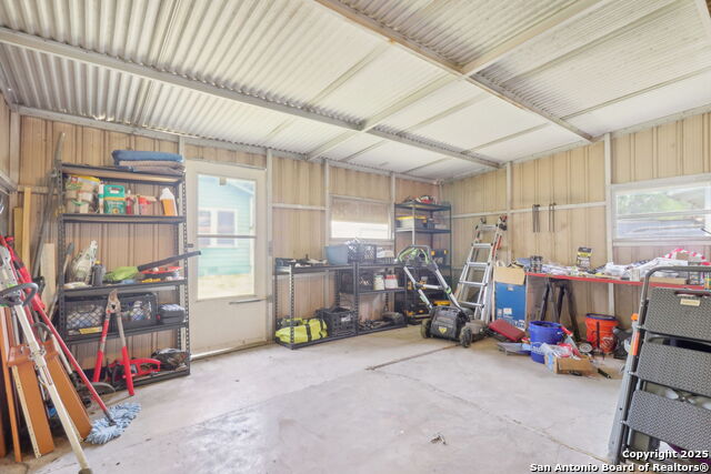 Listing photo id 20 for 3311 Cesar E Chavez