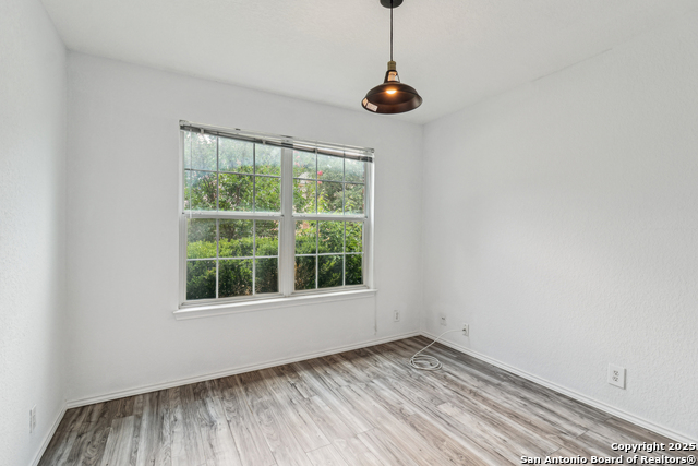 Image 19 of 49 For 87 Kenrock Ridge