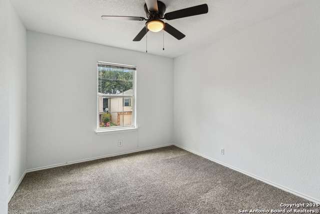 Image 29 of 49 For 87 Kenrock Ridge
