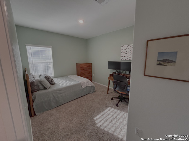Listing photo id 11 for 2401 Nightview