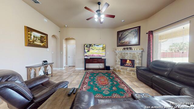 Listing photo id 10 for 6007 Dewdrop Lane