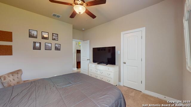 Listing photo id 31 for 6007 Dewdrop Lane