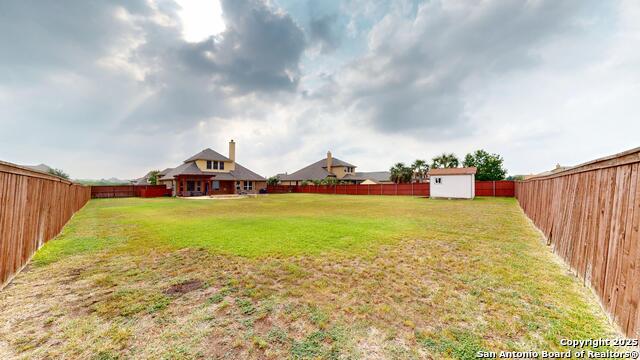 Listing photo id 45 for 6007 Dewdrop Lane