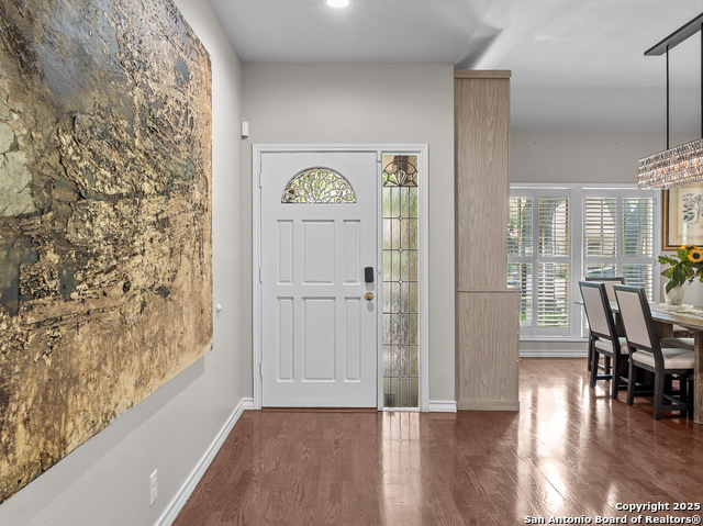 Listing photo id 1 for 16 Cheshire