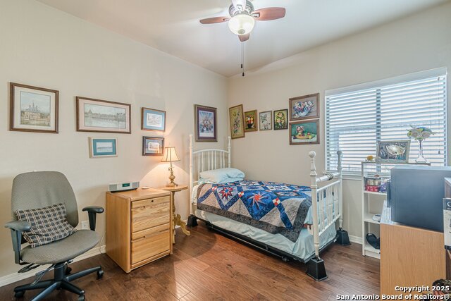 Listing photo id 11 for 918 San Pedro