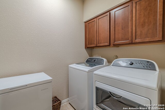 Listing photo id 13 for 918 San Pedro