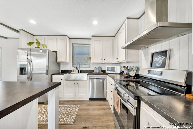 Listing photo id 9 for 57 W Bob White Dr