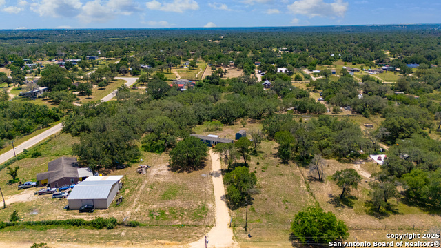 Listing photo id 28 for 57 W Bob White Dr