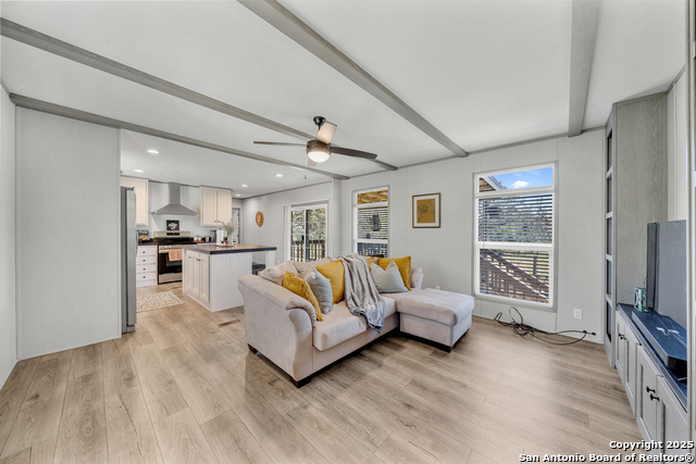 Listing photo id 4 for 57 W Bob White Dr