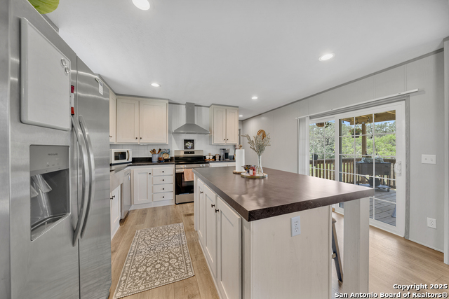 Listing photo id 7 for 57 W Bob White Dr