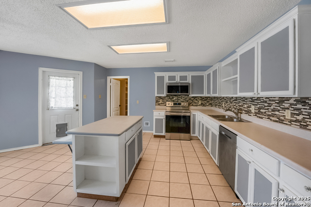 Image 12 of 31 For 9503 Marshall Pt