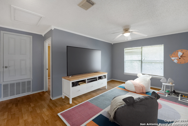 Image 14 of 31 For 9503 Marshall Pt