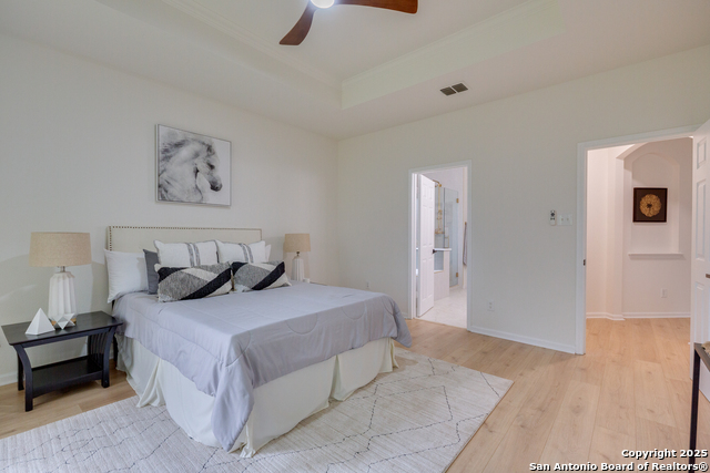 Listing photo id 11 for 12031 Wellstone