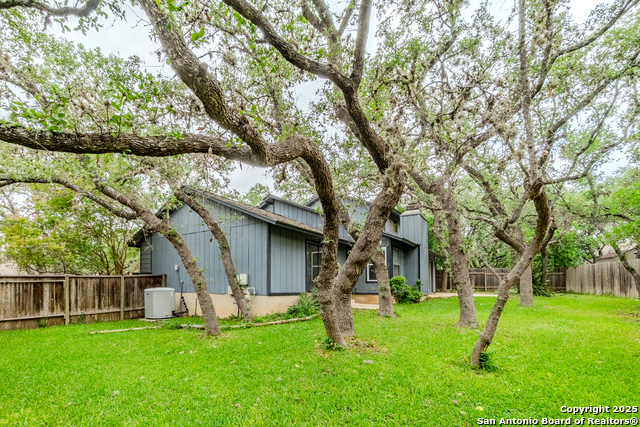 Listing photo id 22 for 7106 Mountain Grv