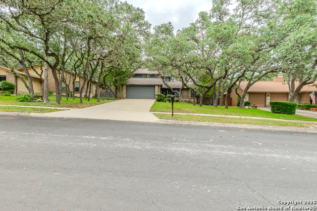 Listing photo id 1 for 7106 Mountain Grv