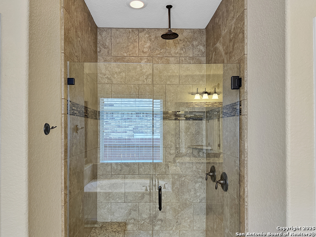 Listing photo id 22 for 106 Alder Woods