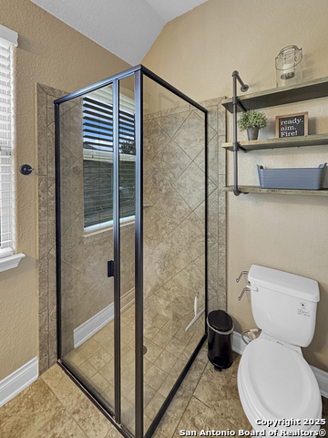 Listing photo id 30 for 106 Alder Woods