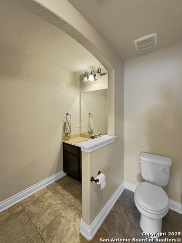 Listing photo id 38 for 106 Alder Woods