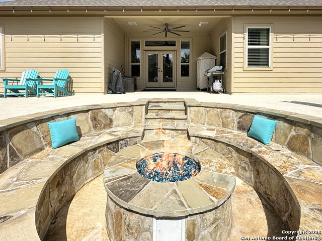 Listing photo id 42 for 106 Alder Woods