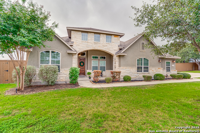 Listing photo id 1 for 2714 Trailmont Dr