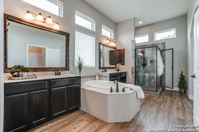 Listing photo id 28 for 2714 Trailmont Dr